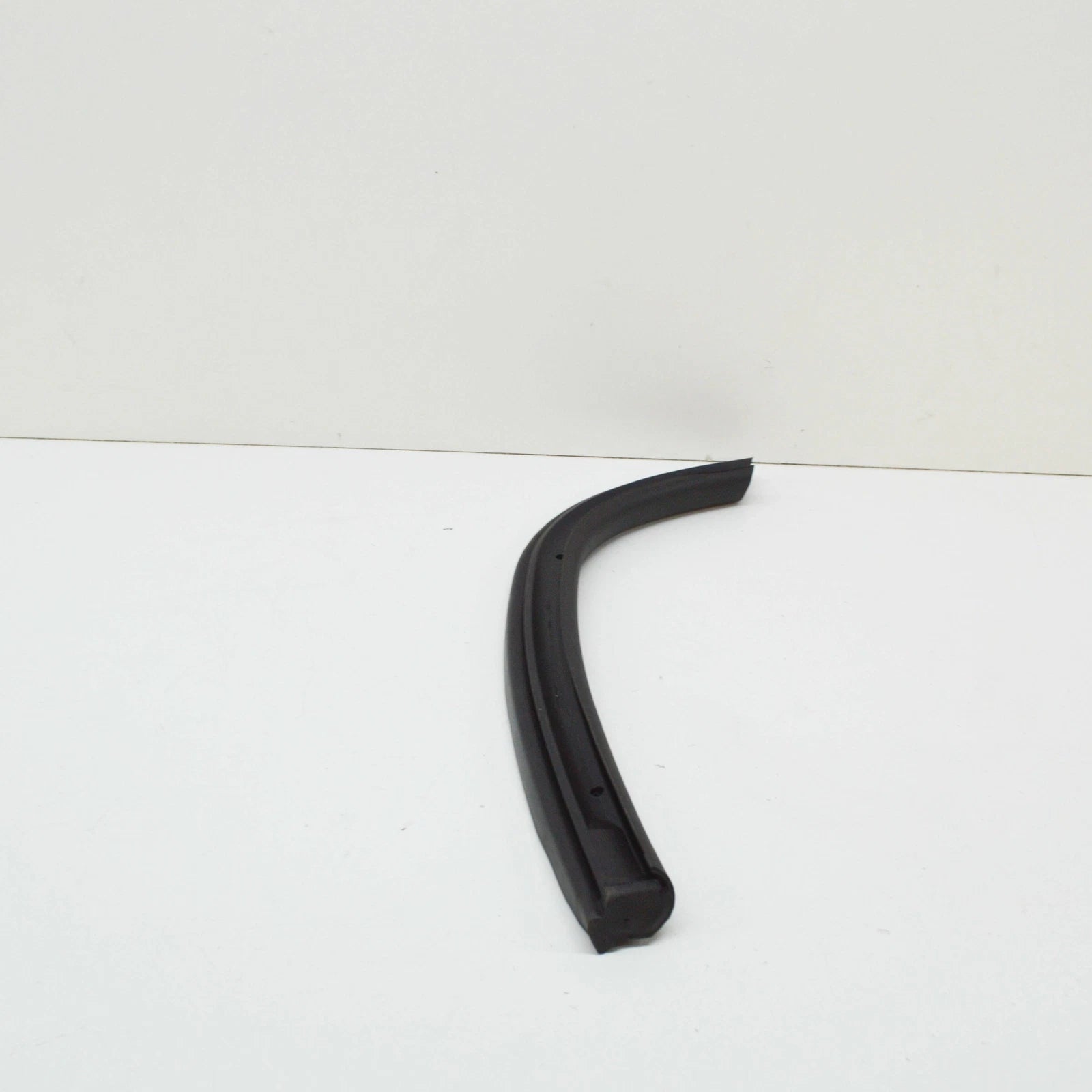 NEW BMW Z3 COUPE E36 REAR LEFT WINDOW GUIDE 54318397661 8397661 ORIGINAL