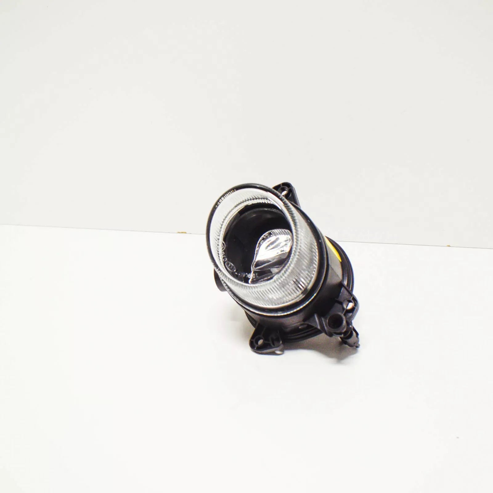 NEW MB E W212 FRONT BUMPER LEFT FOG LIGHT LAMP A2128201056