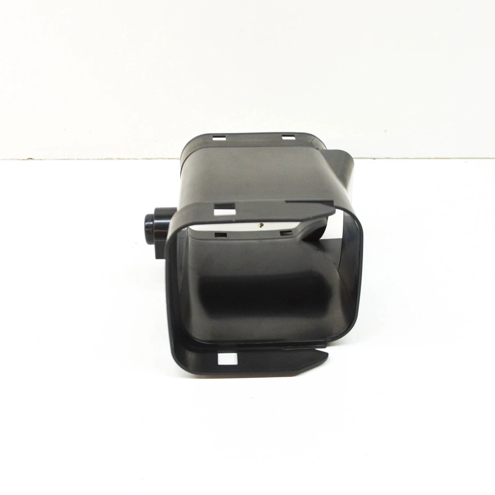 NEW BMW M5 F90 LEFT CENTER AIR INTAKE TUBE DUCT 13717856826 ORIGINAL