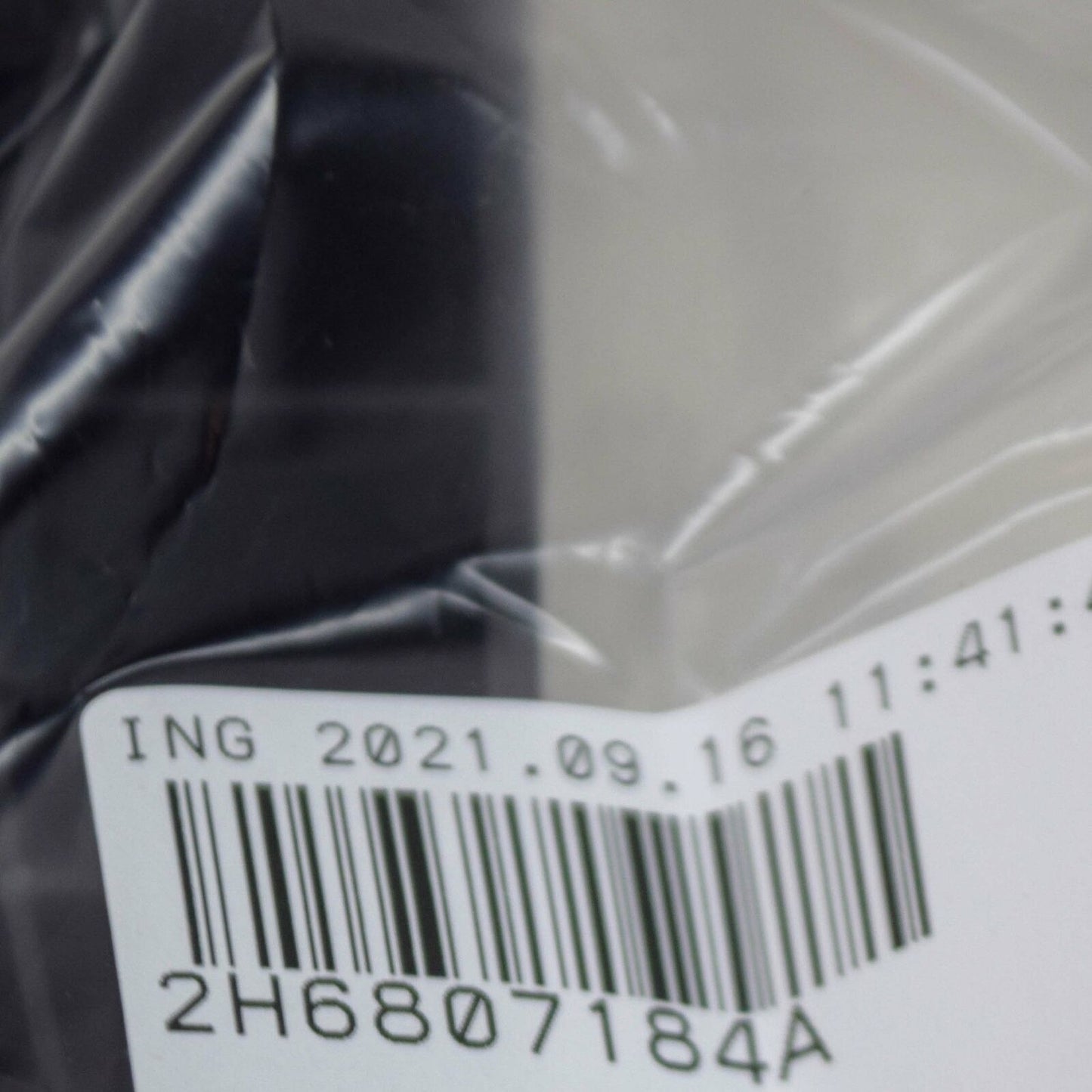 NEW VOLKSWAGEN AMAROK FRONT RIGHT BUMPER BRACKET 2H6807184A ORIGINAL