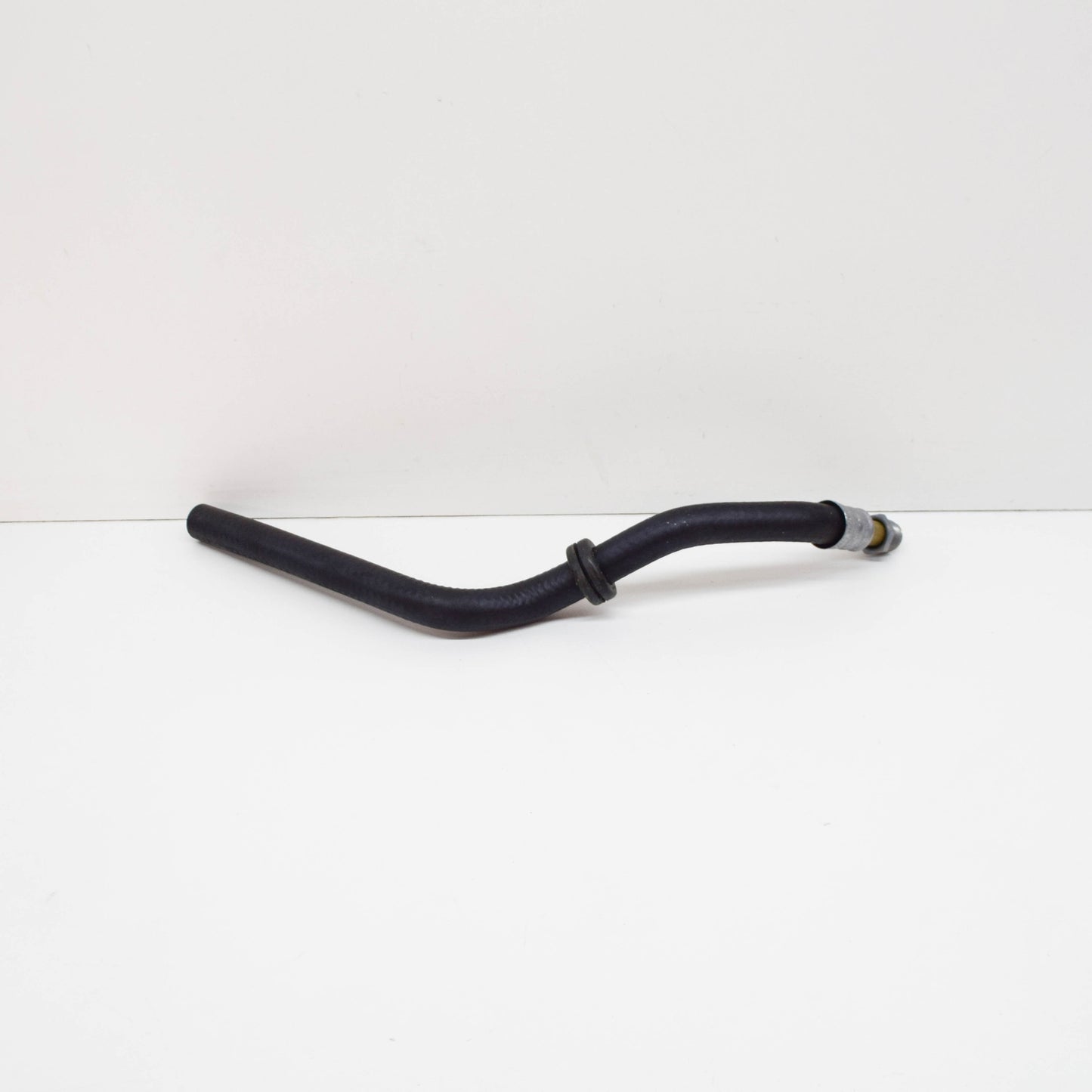 NEW MERCEDES-BENZ E-CLASS W124 FUEL HOSE A1244706975 3.2 PETROL ORIGINAL
