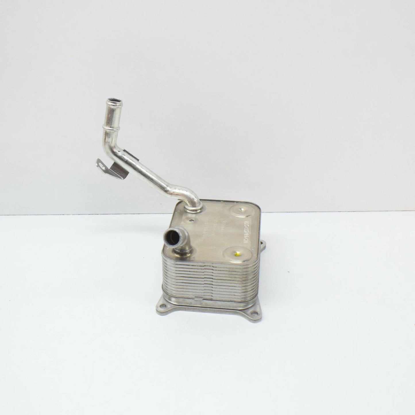 NEW AUDI A4 8E B6 ENGINE OIL COOLER 079117021M ORIGINAL