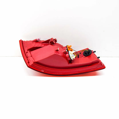 NEW AUDI A3 CONVERTIBLE 8P REAR RIGHT TAIL LIGHT 8P7945096