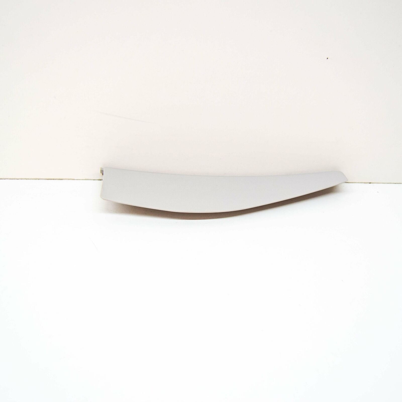 NEW MB A W169 REAR RIGHT WINDOW PILLAR BASE PLATE A16973002117H52 ORIGINAL