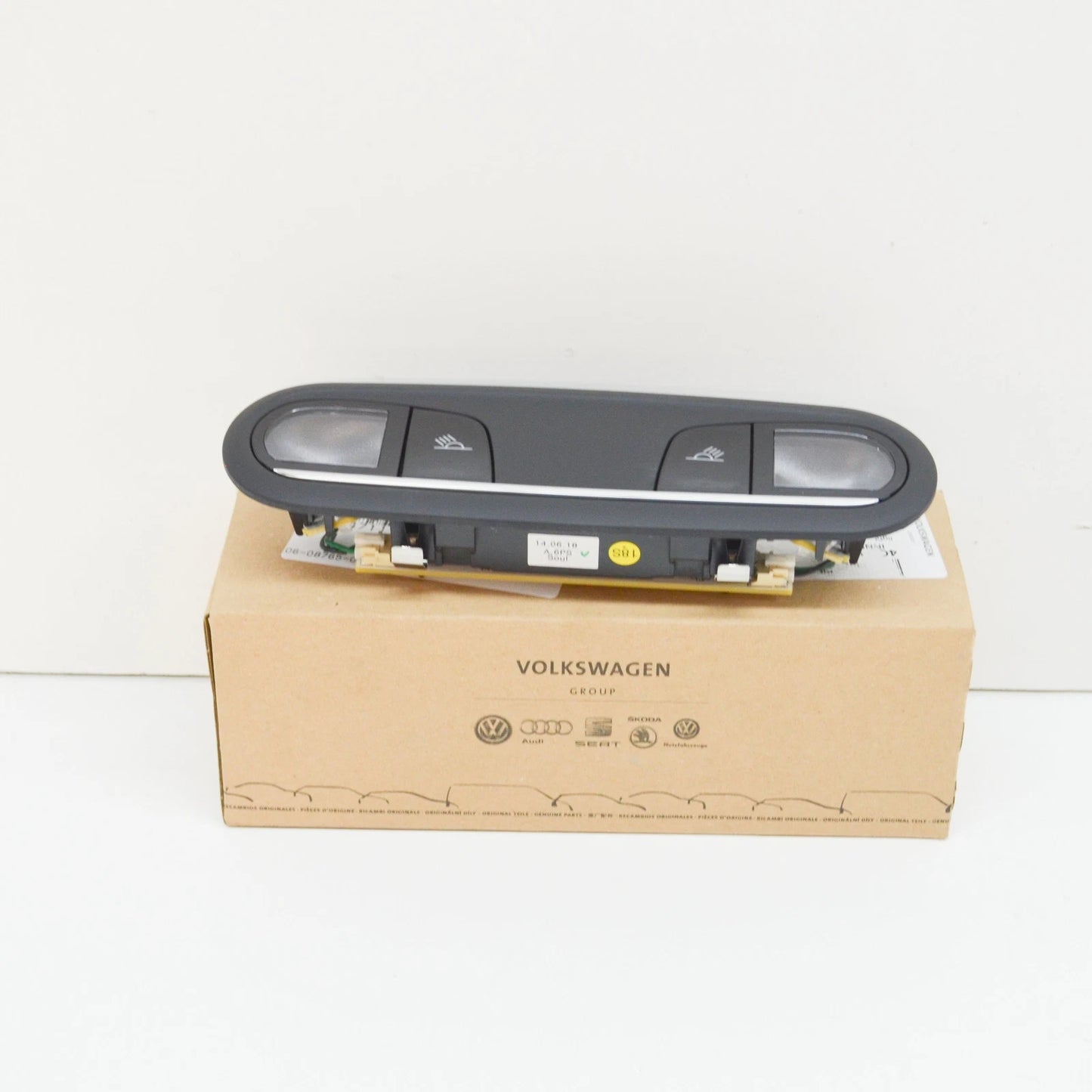 NEW AUDI A7 SPORTBACK 4G REAR DOME LIGHT SWITCH 4G0947111A6PS