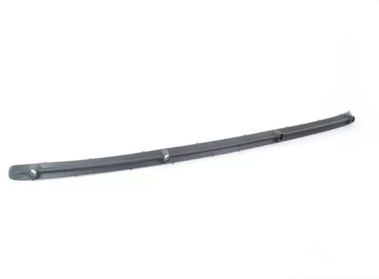 NEW BMW 3 E46 LOWER REAR BUMPER TRIM CENTER 8222610 51128222610 ORIGINAL