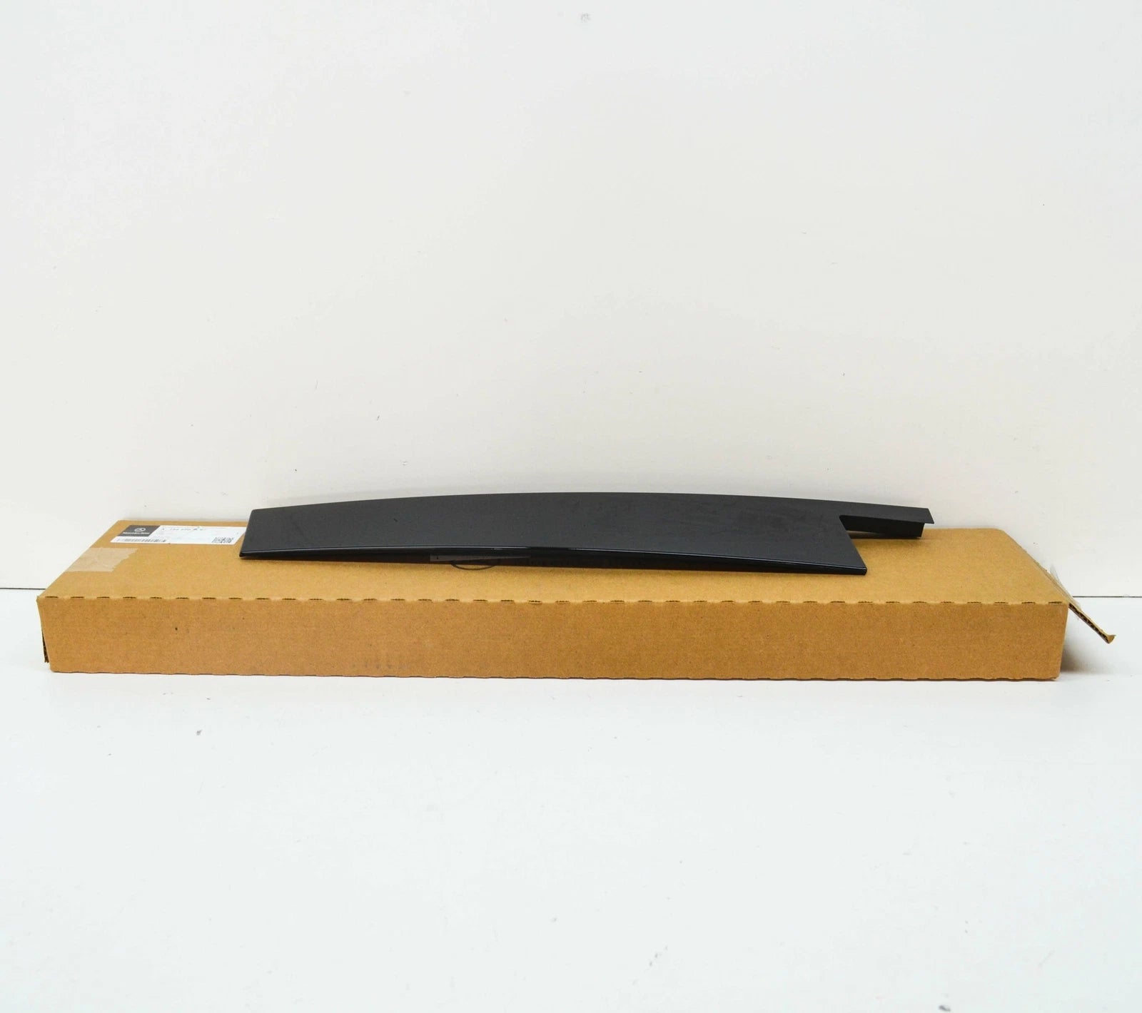 NEW MB GLE W166 REAR LEFT DOOR EXTERIOR PILLAR TRIM A1666900587 ORIGINAL