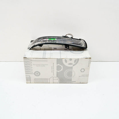 NEW MB CLA X156 FRONT RIGHT DOOR MIRROR TURN SIGNAL A2129067301 ORIGINAL