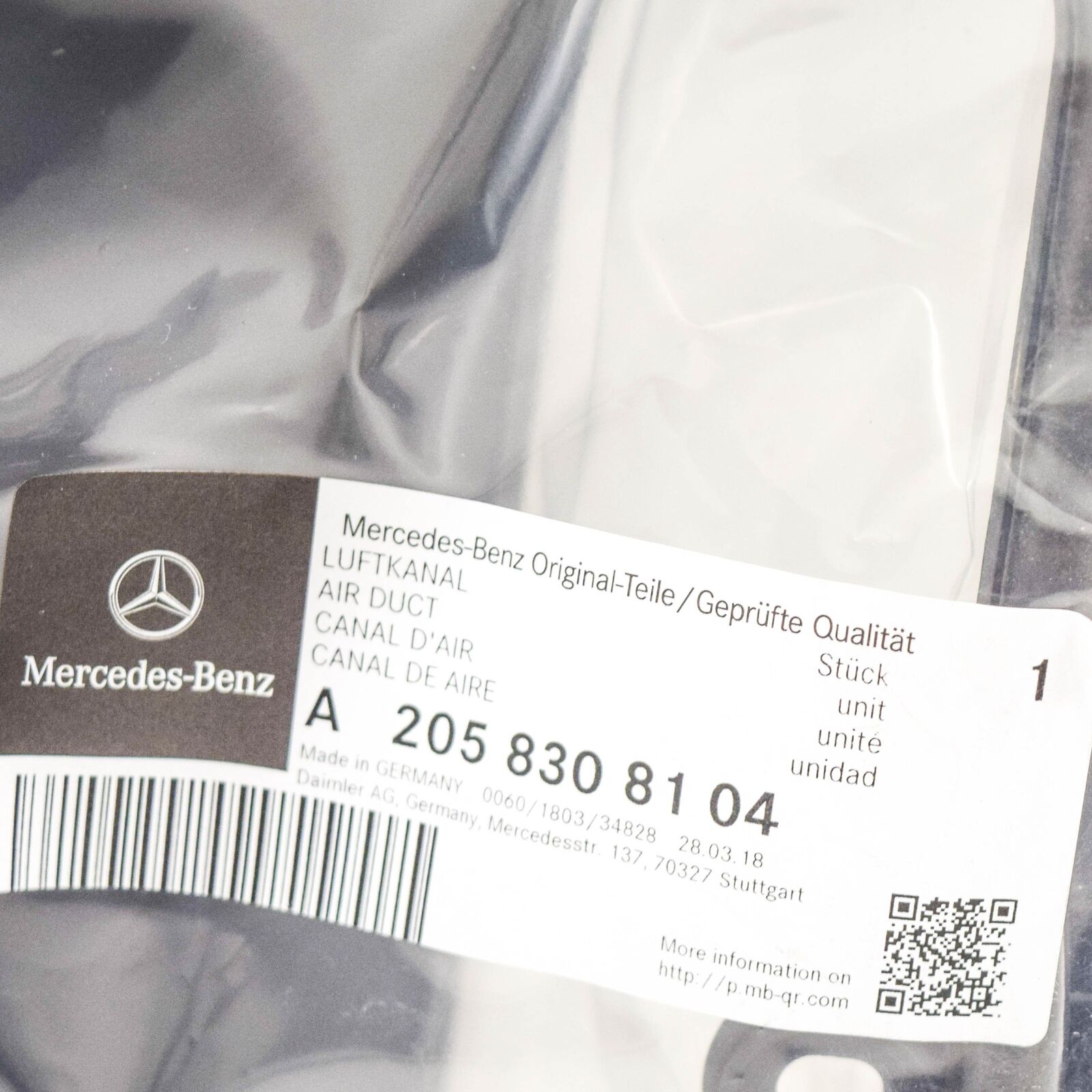 NEW MERCEDES BENZ C C205 AIR DUCT A2058308104 ORIGINAL