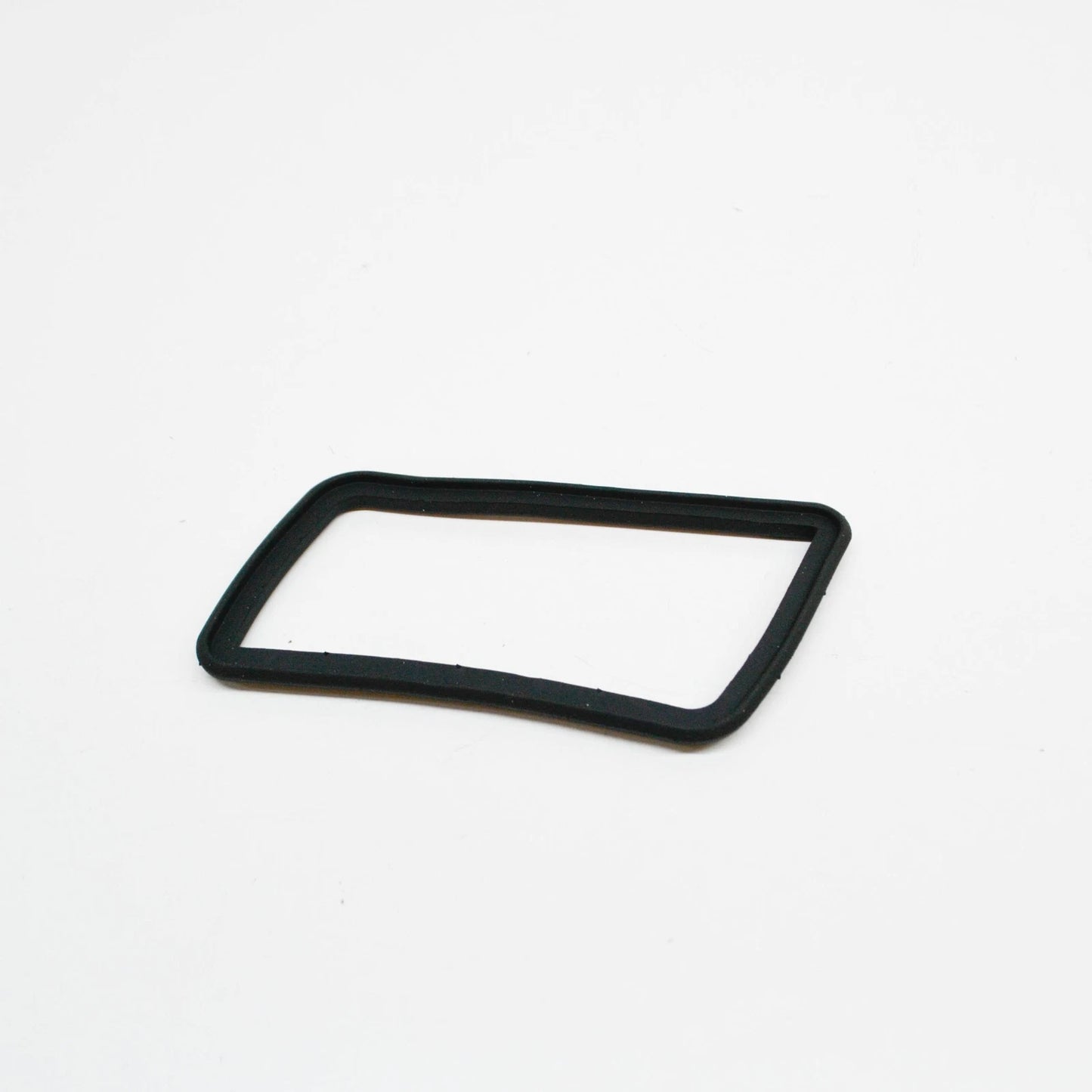 NEW BMW 2000-3.2 COUPE E9 FRONT RIGHT TURN INDICATOR BASE 63131811104 ORIGINAL