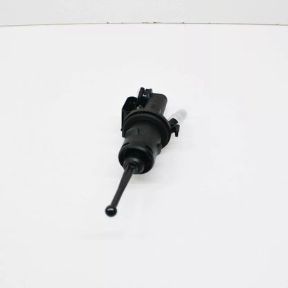 NEW VW PASSAT B6 3C2 CLUTCH MASTER CYLINDER 3C0721388P