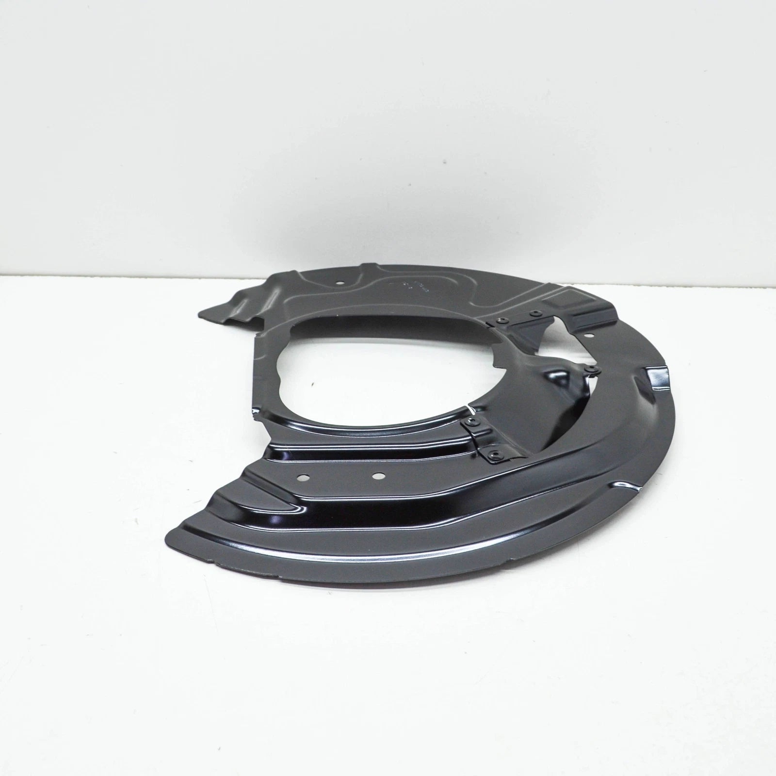 NEW BMW X5 E70 FRONT LEFT BRAKE DISC PROTECTION 34106895049 6895049 ORIGINAL