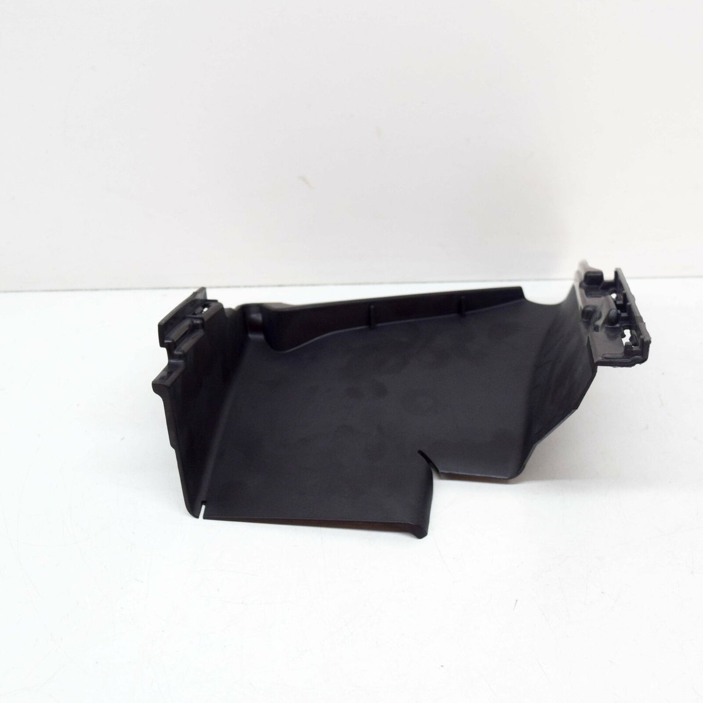 NEW VW GOLF MK7 FRONT BUMPER RIGHT CLOSING ELEMENT 5G0853950J9B9 ORIGINAL