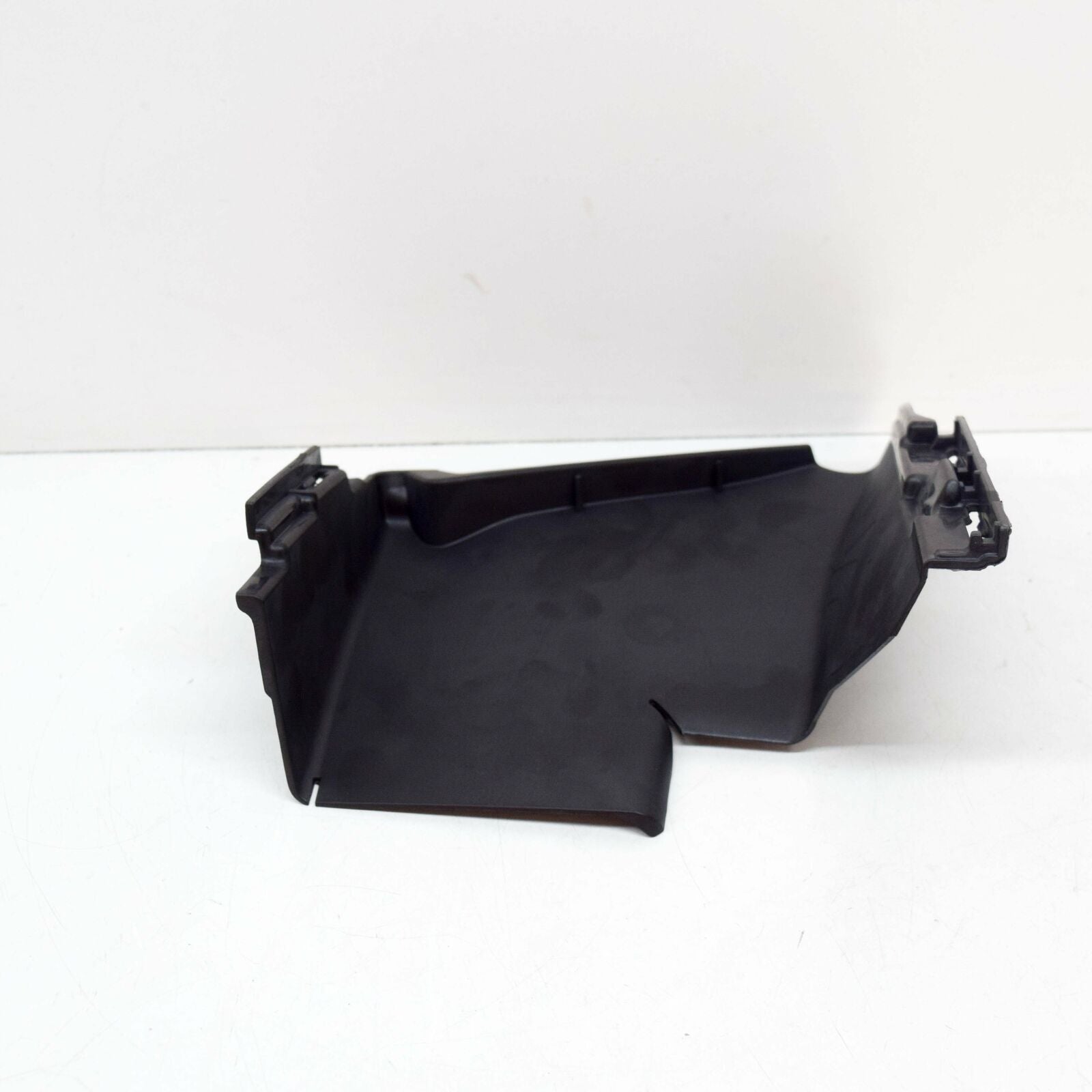 NEW VW GOLF MK7 FRONT BUMPER RIGHT CLOSING ELEMENT 5G0853950J9B9 ORIGINAL