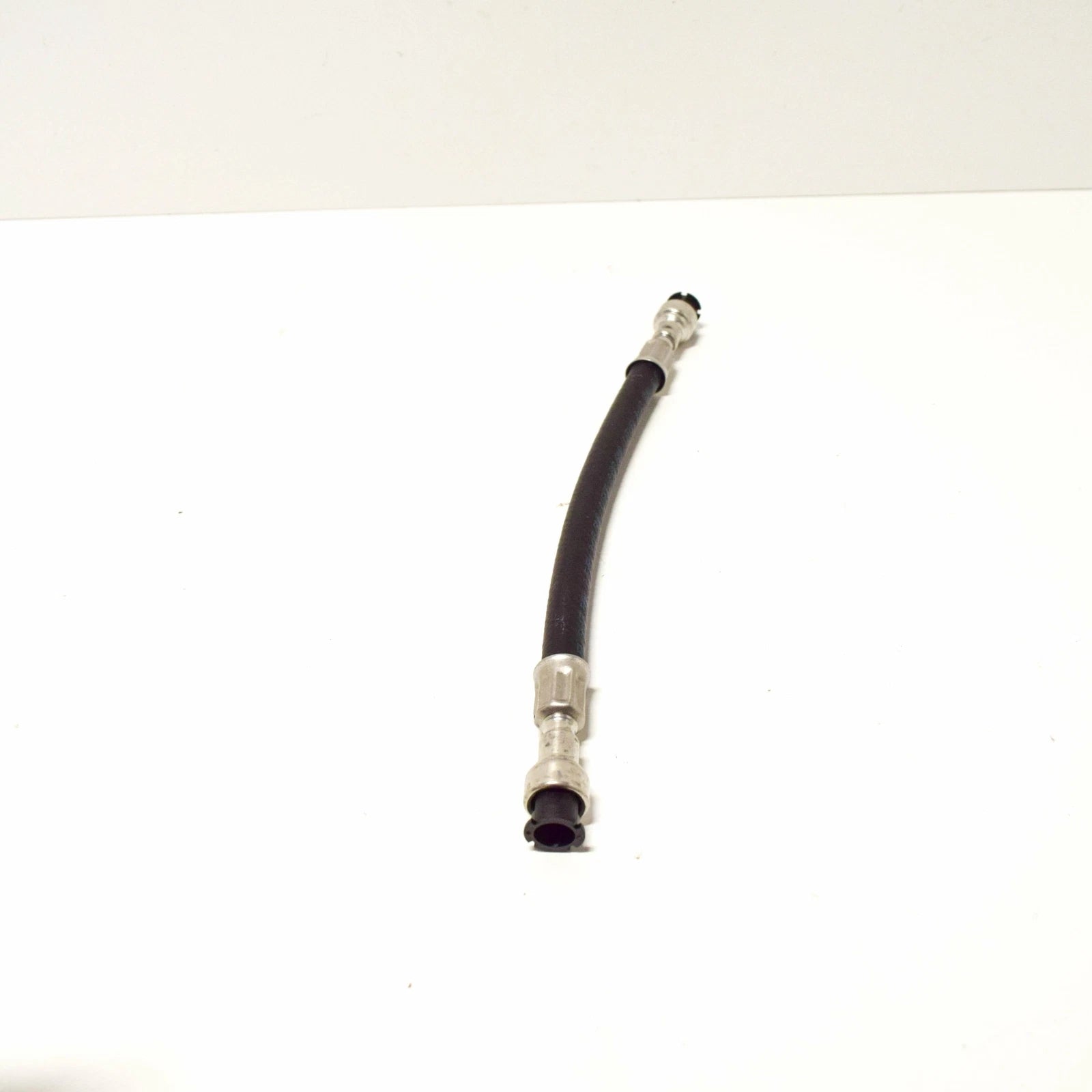 NEW BMW 5 E39 FUEL HOSE PIPE 13531745273 1745273 4.4 PETROL 210KW ORIGINAL