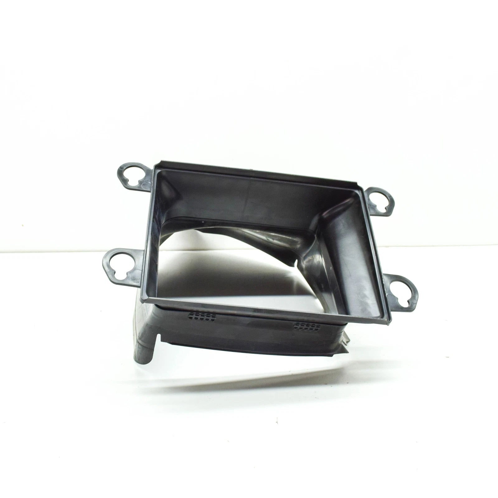 NEW AUDI Q8 4MN RIGHT OUTER ADDITIONAL COOLER AIR GUIDE 4M8121334 ORIGINAL