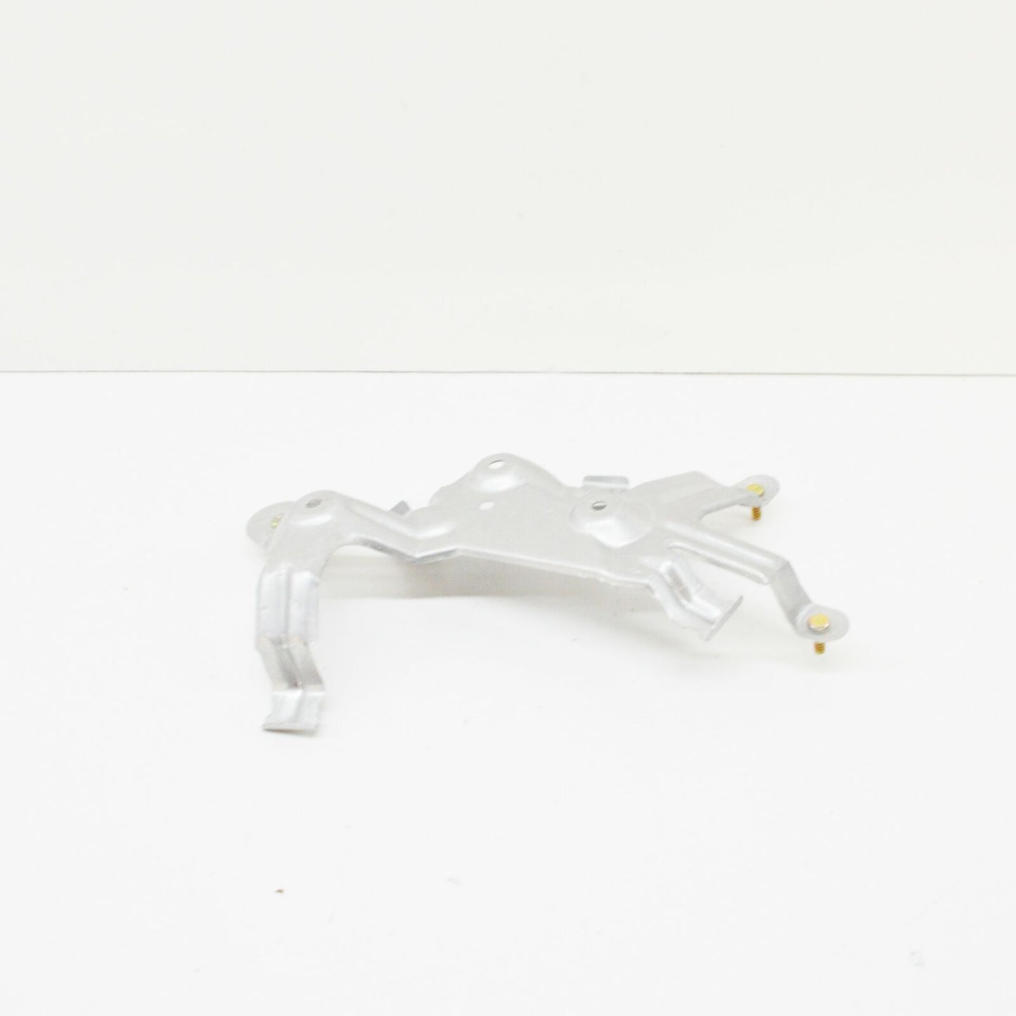 NEW MERCEDES-BENZ SLK R170 FUEL PUMP REAR BRACKET A2024780640 ORIGINAL