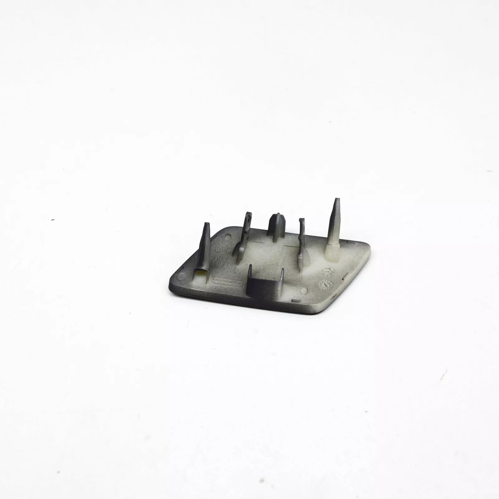 NEW VOLKSWAGEN EOS RIGHT HEADLIGHT WASHER COVER 1Q0955110AGRU ORIGINAL