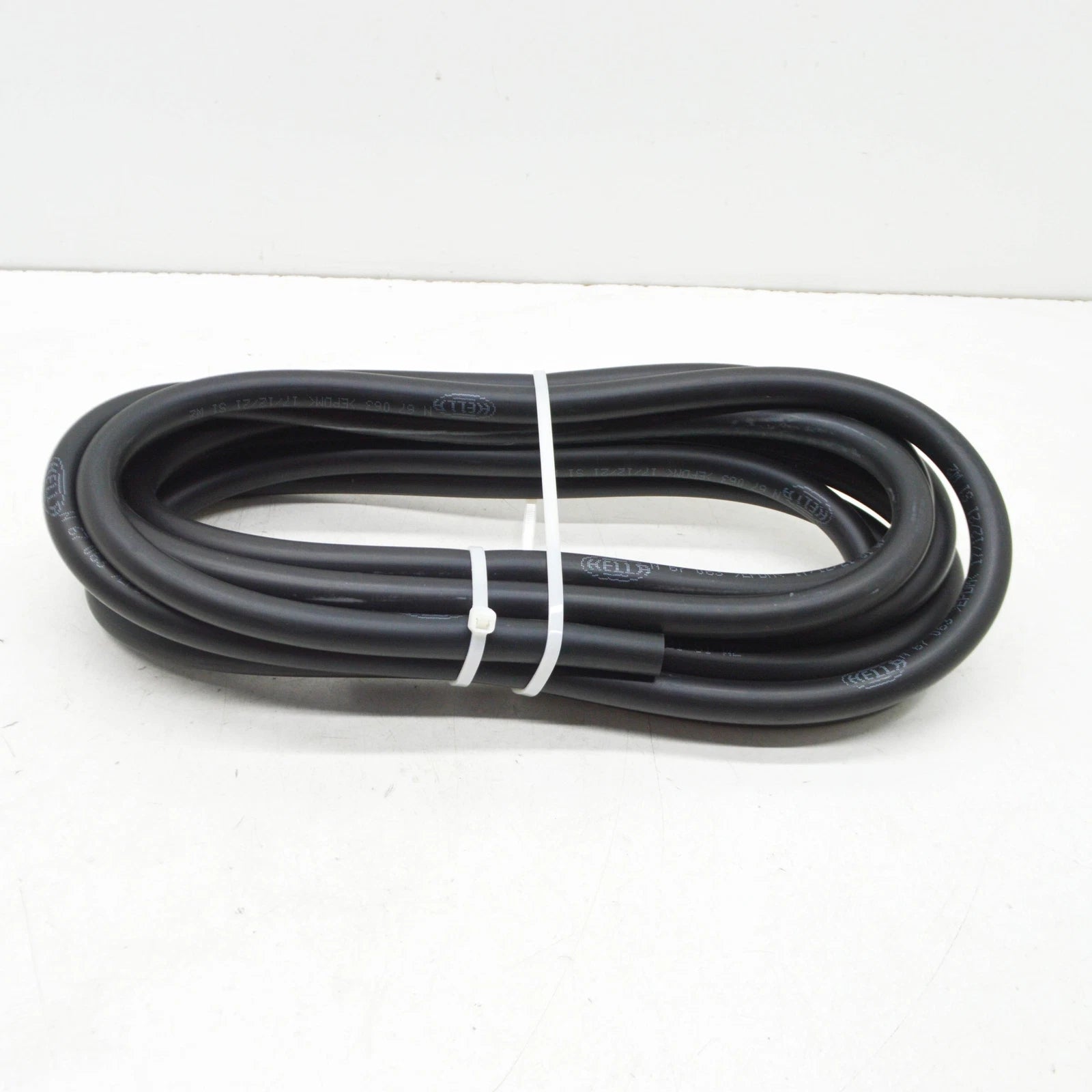 NEW AUDI A1 8X HEADLIGHT WASHER SYSTEM HOSE PIPE LINE 7P6955964A