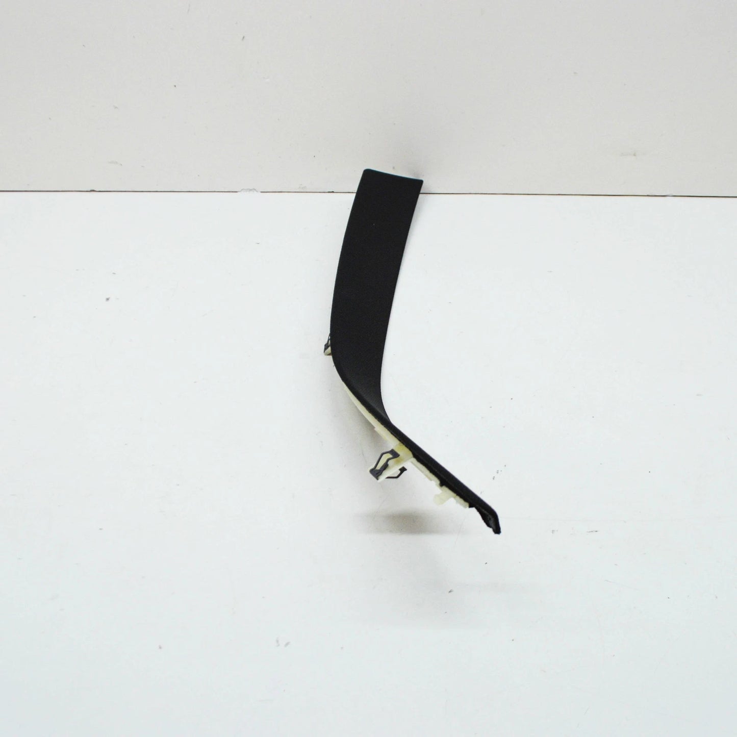 NEW AUDI Q8 REAR RIGHT D-PILLAR TRIM 4M8853216YW5