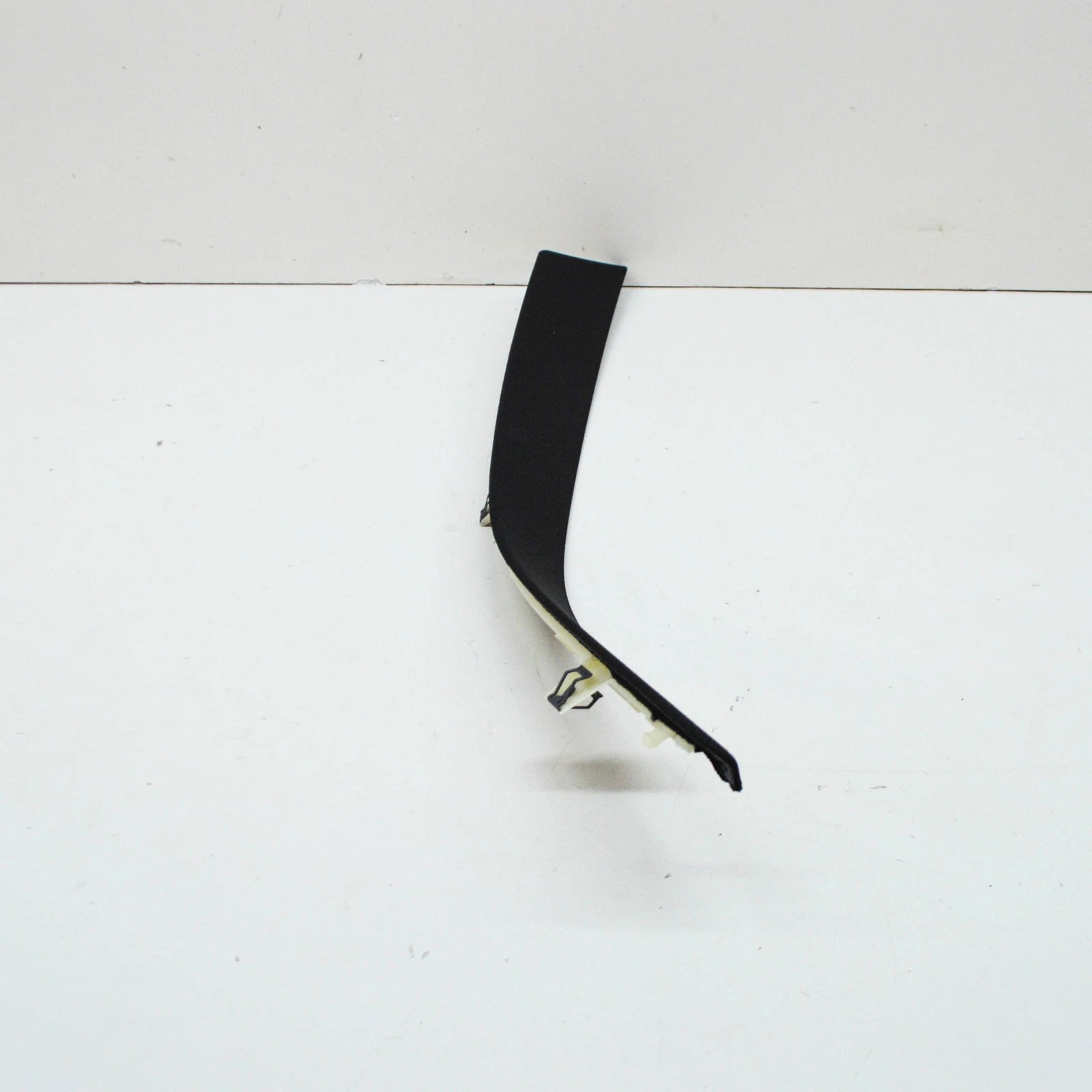 NEW AUDI Q8 REAR RIGHT D-PILLAR TRIM 4M8853216YW5