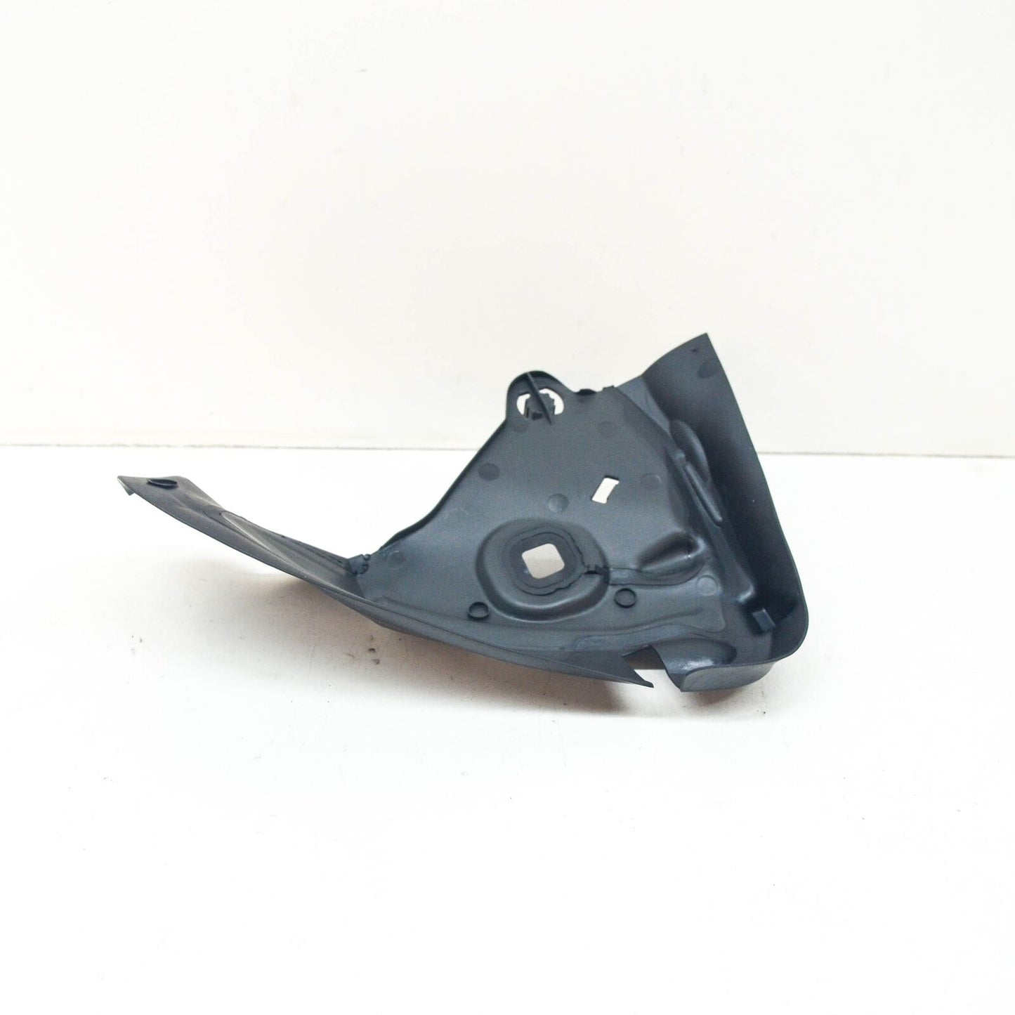 NEW MERCEDES-BENZ C W205 FRONT LEFT AIR DUCT SEGMENT A2055053130 ORIGINAL