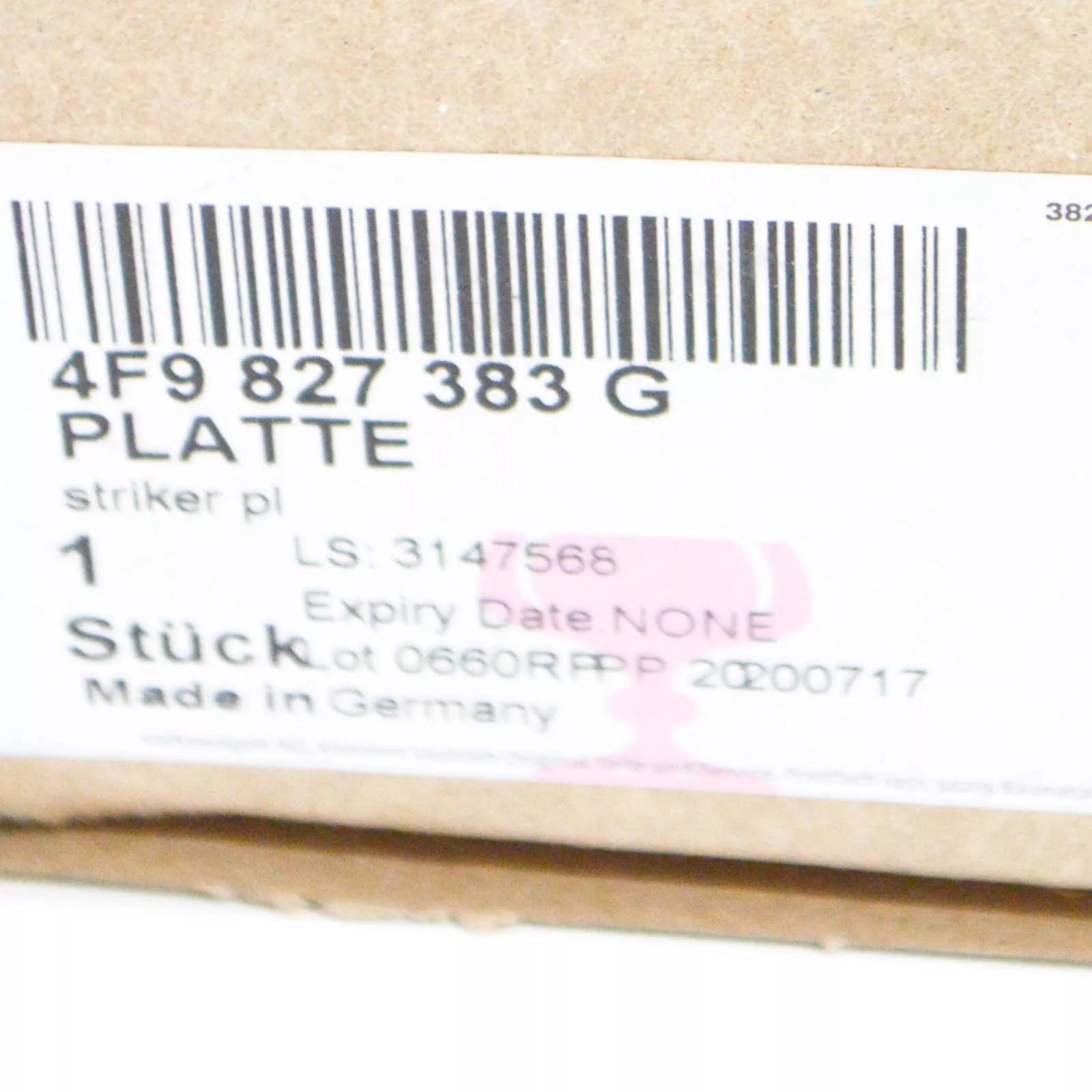 NEW AUDI Q7 4L STRIKER PLATE REAR 4F9827383G ORIGINAL