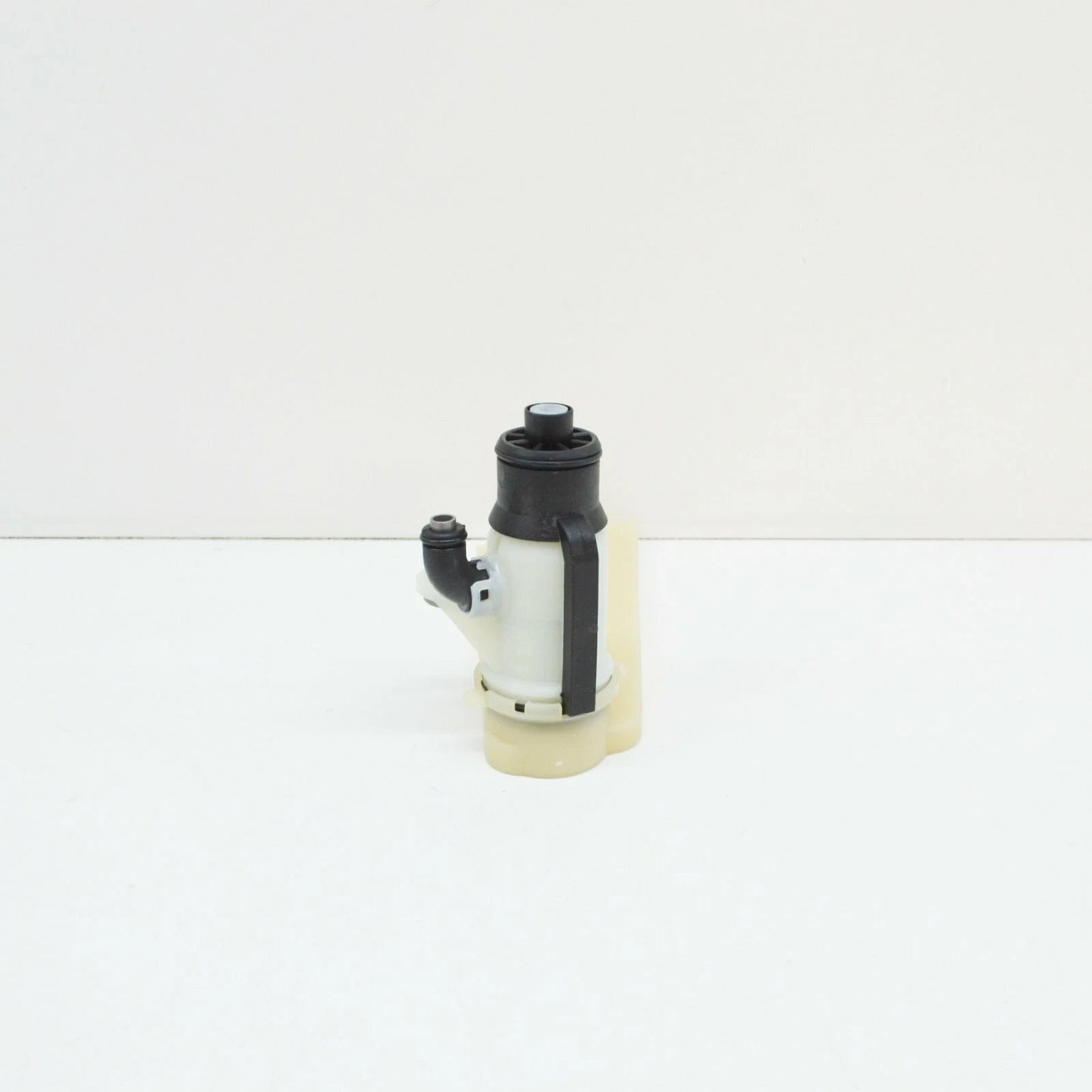 NEW BMW 1 E88 GEARBOX TRANSMISSION OIL PUMP 28107842838 7842838 ORIGINAL