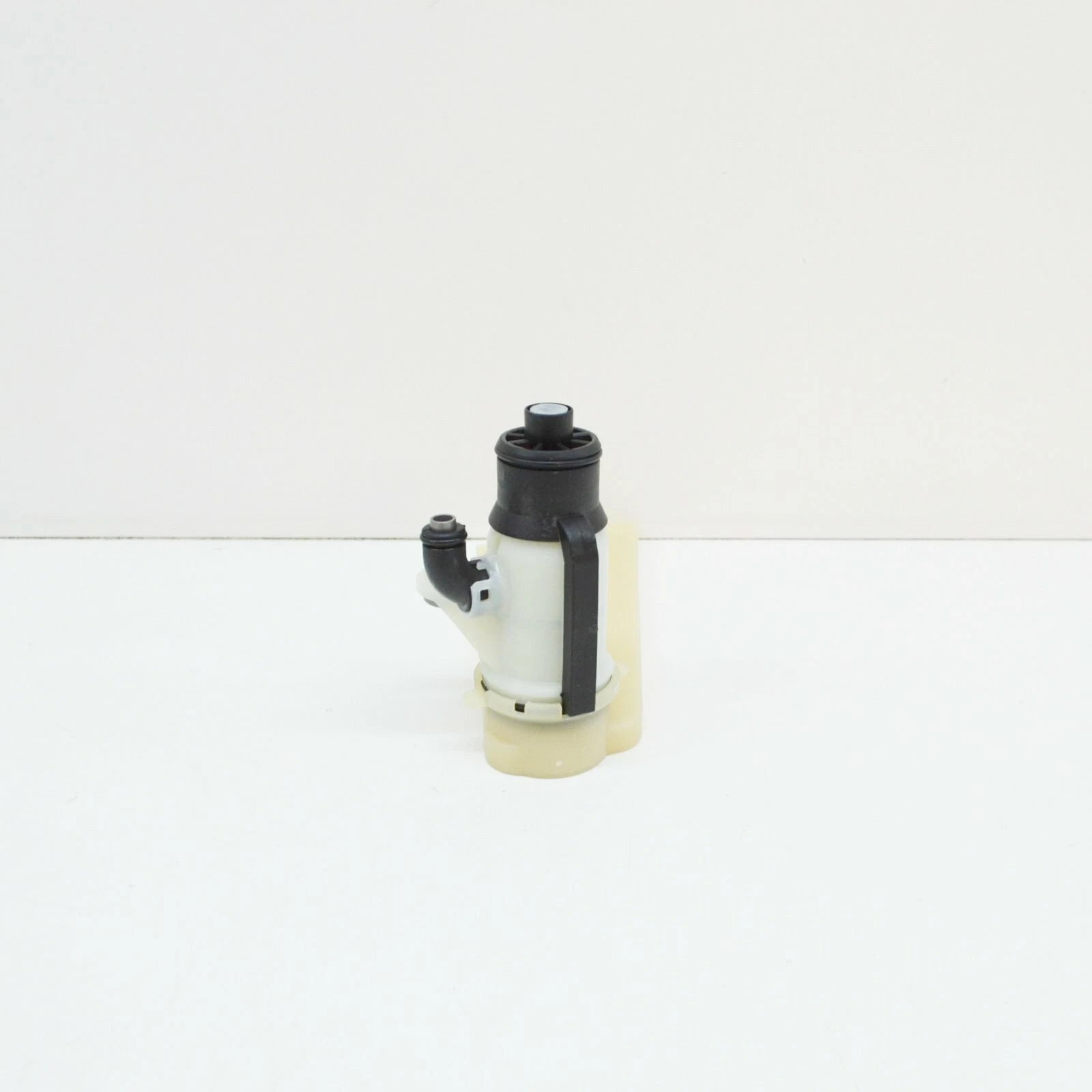 NEW BMW 1 E88 GEARBOX TRANSMISSION OIL PUMP 28107842838 7842838 ORIGINAL