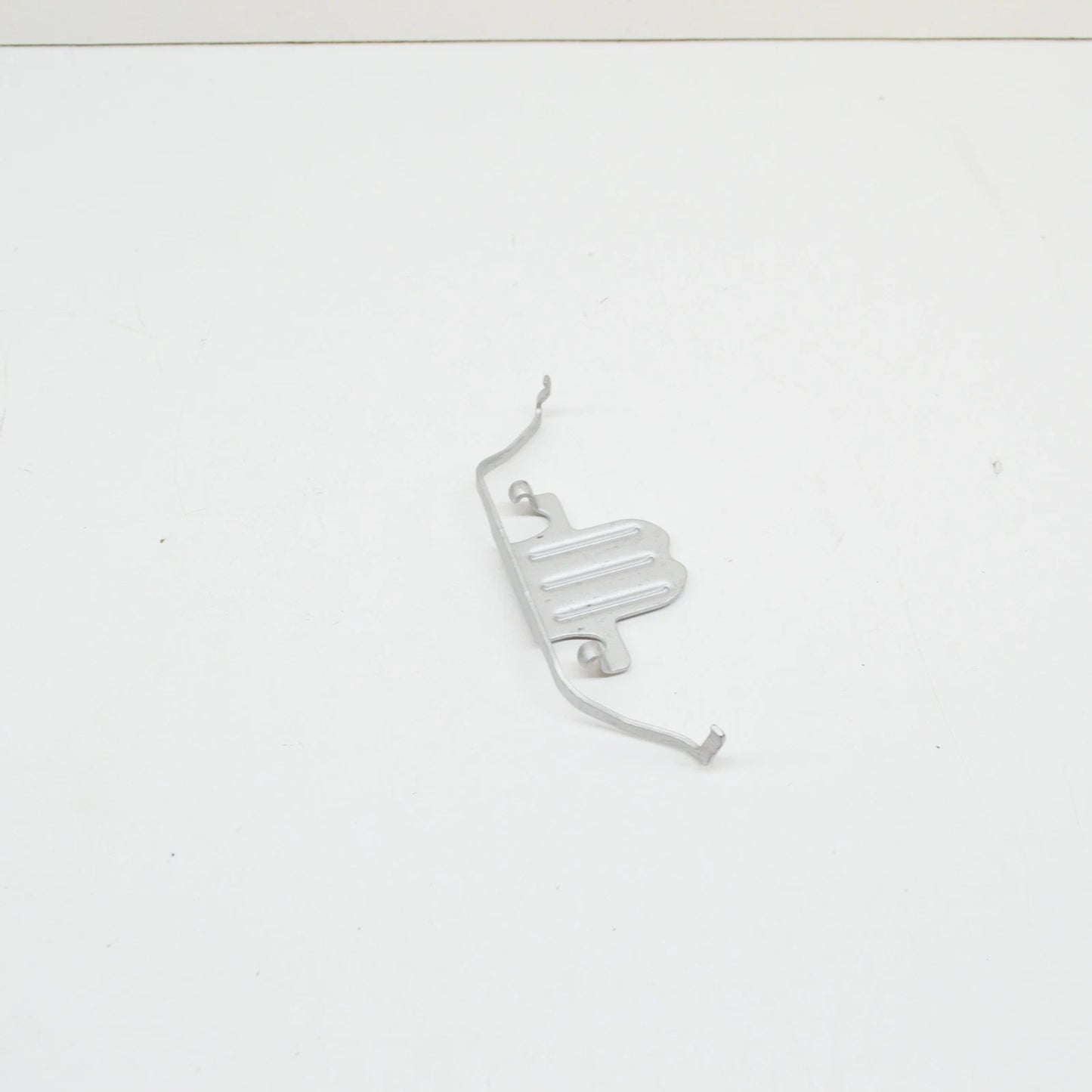 NEW BMW 5 F10 FRONT BRAKE ANTI-RATTLE CLIP 6798879 34116798879 ORIGINAL