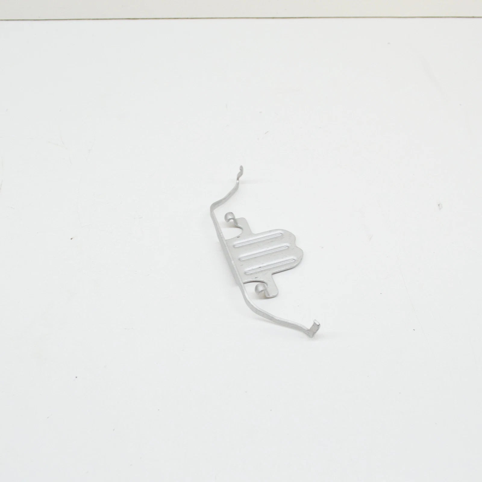 NEW BMW 5 F10 FRONT BRAKE ANTI-RATTLE CLIP 6798879 34116798879 ORIGINAL