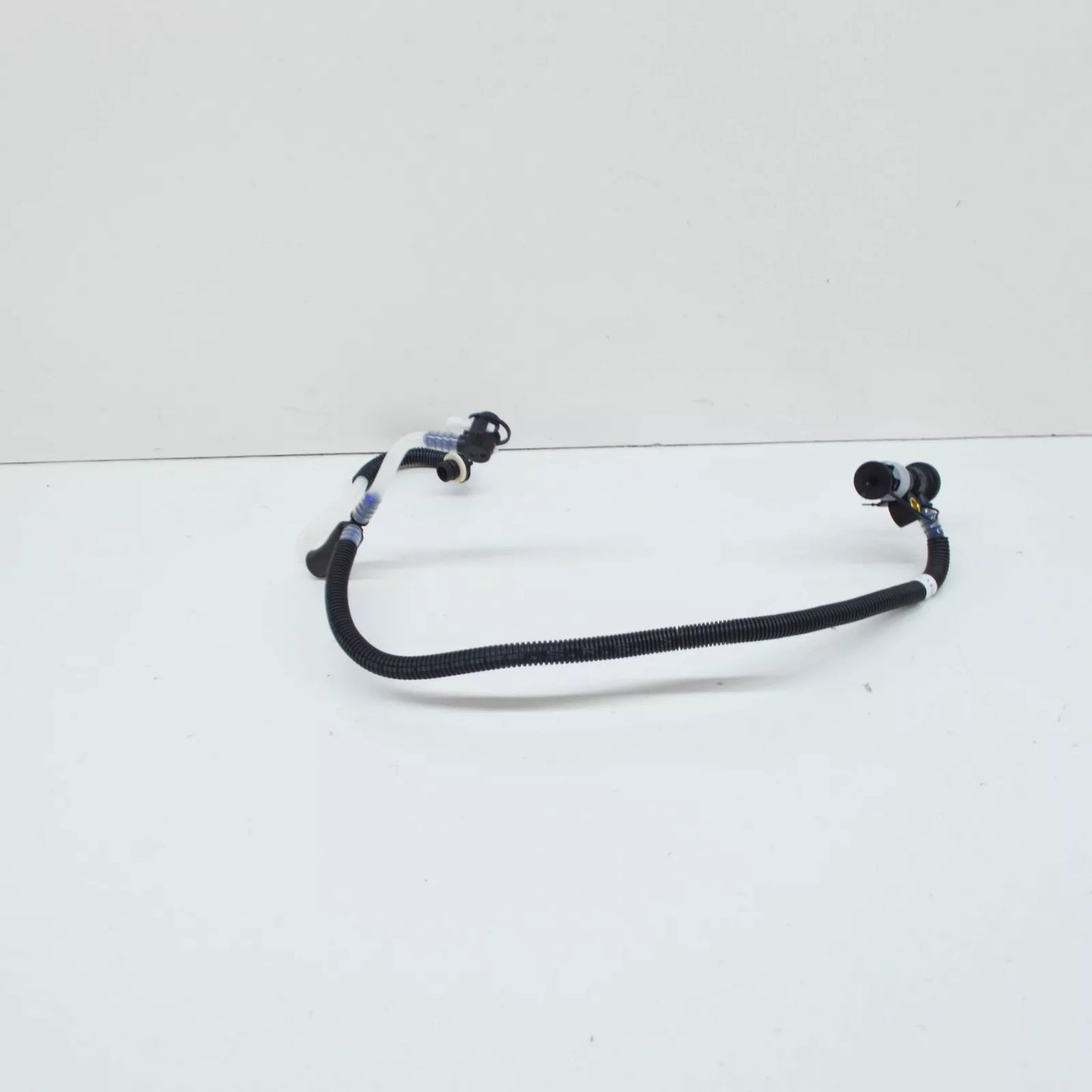 NEW MERCEDES-BENZ OM613 E-CLASS PLASTIC T PIECE FUEL PIPE A6130702232 ORIGINAL