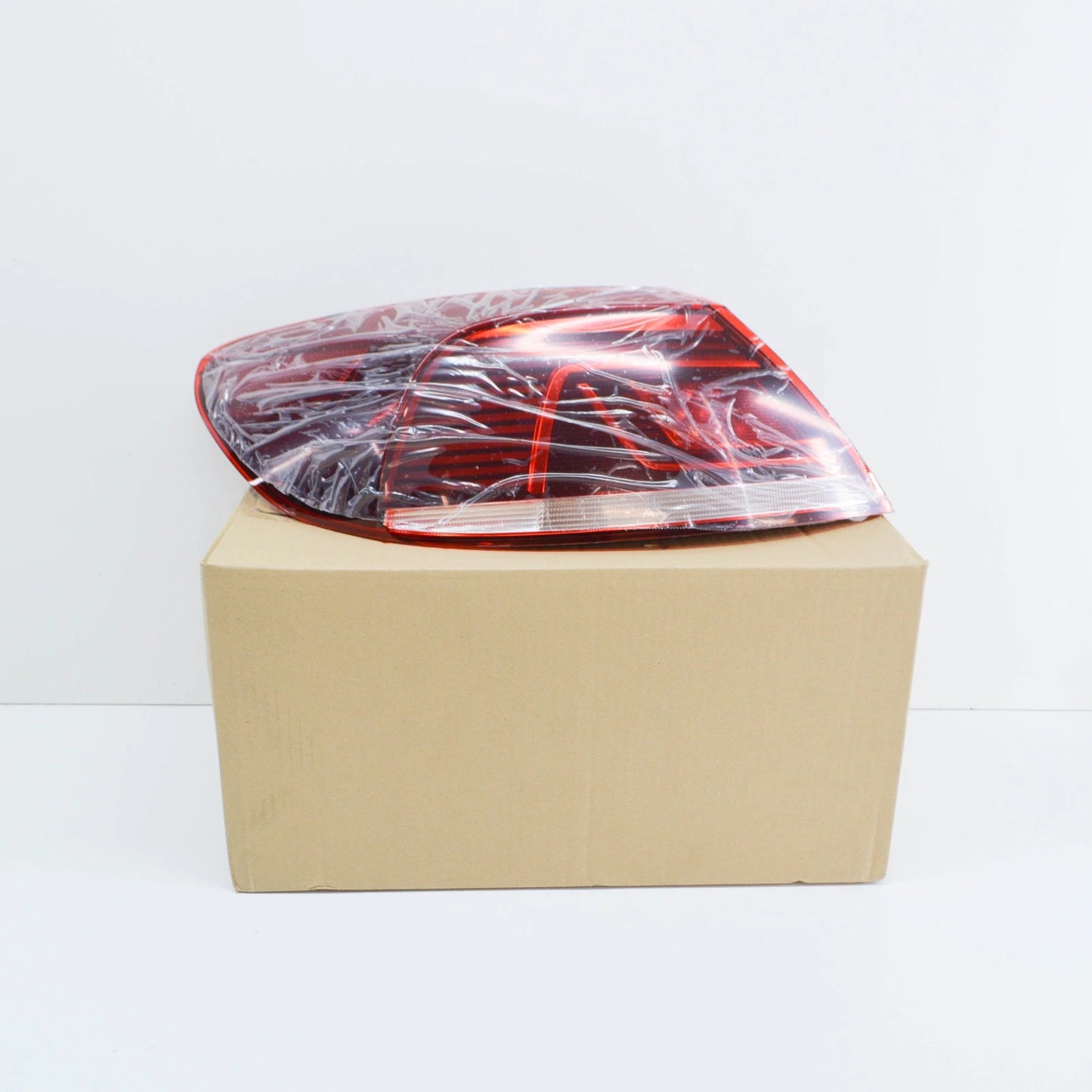 NEW VW CC 35 REAR LEFT TAILLIGHT 3C8945207AD ORIGINAL