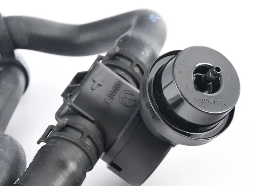 NEW VOLKSWAGEN TOUAREG 7P MK2 COOLANT HOSE WITH HEATER VALVE 7P0121156B