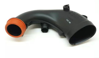 NEW BMW 5 GT F07 LEFT AIR INTAKE HOSE TUBE 13717577452 ORIGINAL