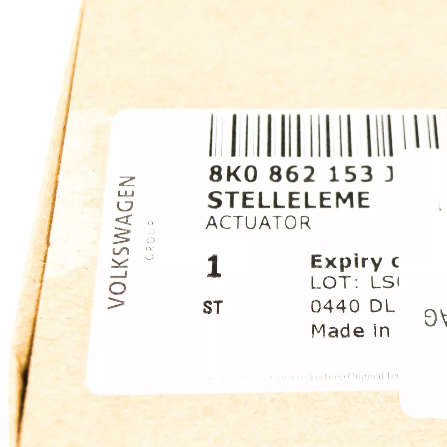 NEW AUDI A4 B8 FUEL TANK FLAP ACTUATOR 8K0862153J ORIGINAL