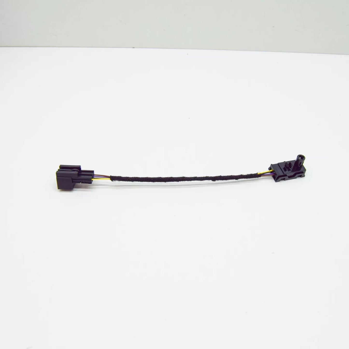 NEW AUDI A4 AVANT B9 FRONT LEFT DOOR COURTESY LIGHT 8W0947355N ORIGINAL