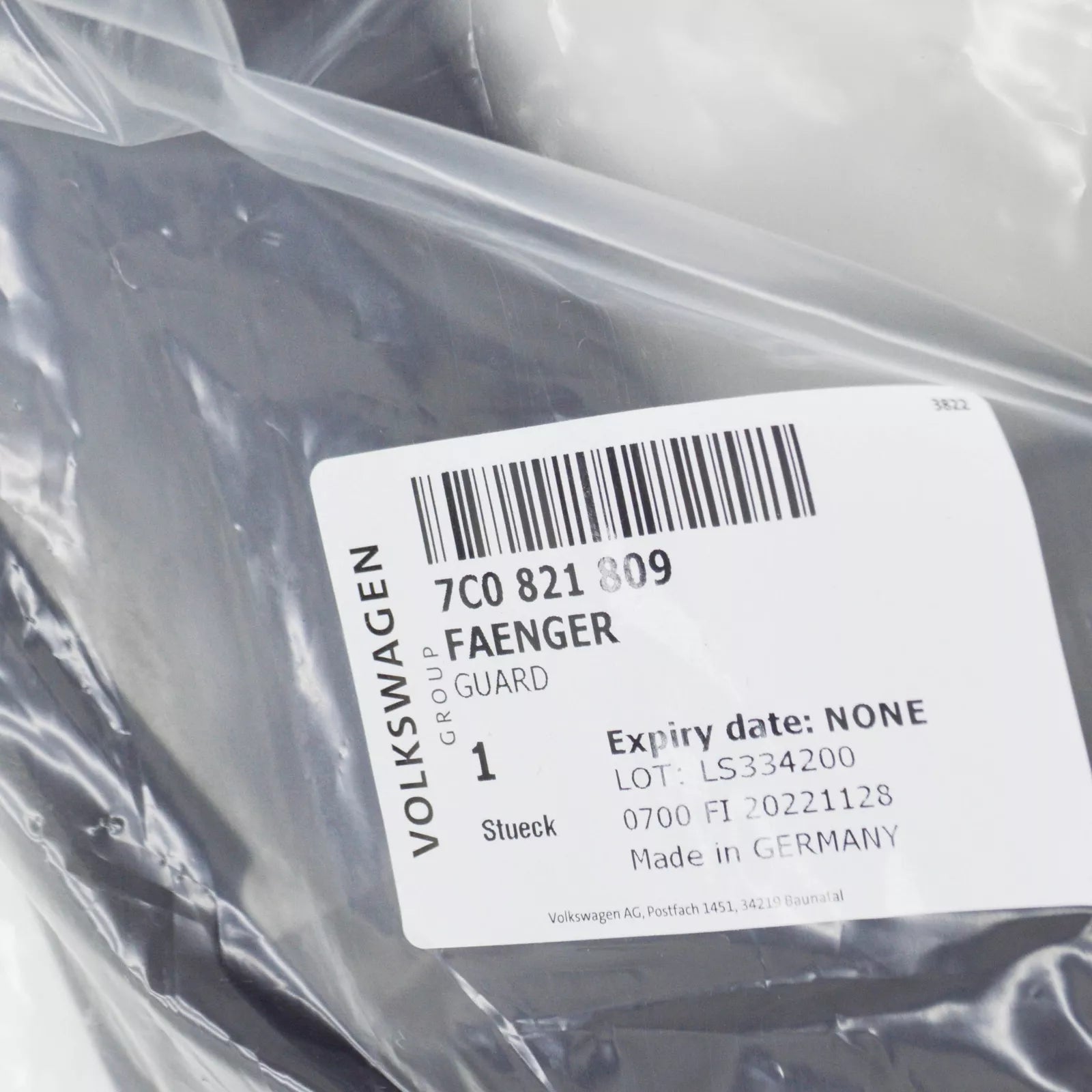 NEW VW CRAFTER MK2 SZ FRONT LEFT MUDGUARD FLAP 7C0821809 ORIGINAL