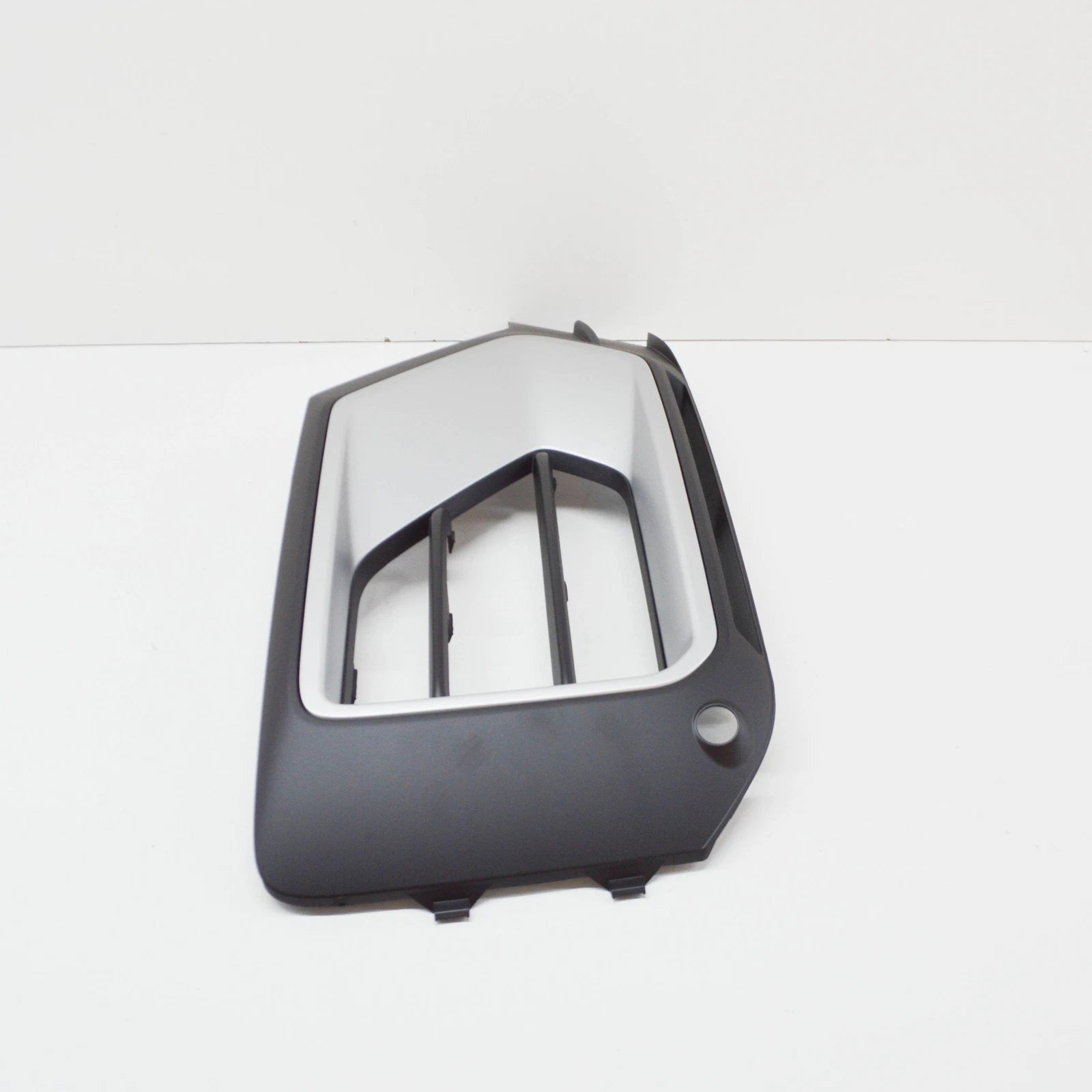 NEW AUDI Q2 FRONT BUMPER RIGHT GRILLE 81A807672E3FZ ORIGINAL