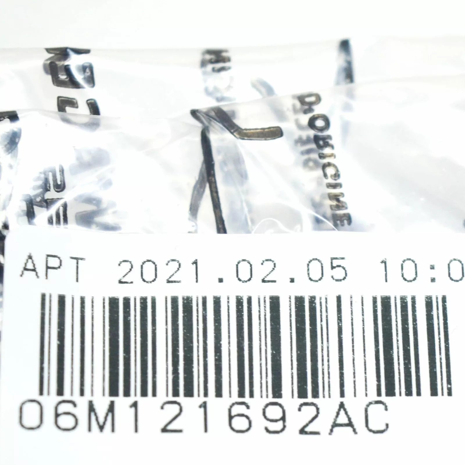 NEW AUDI A5 S5 8W6 ENGINE COOLANT REAR BREATHER HOSE TUBE 06M121692AC