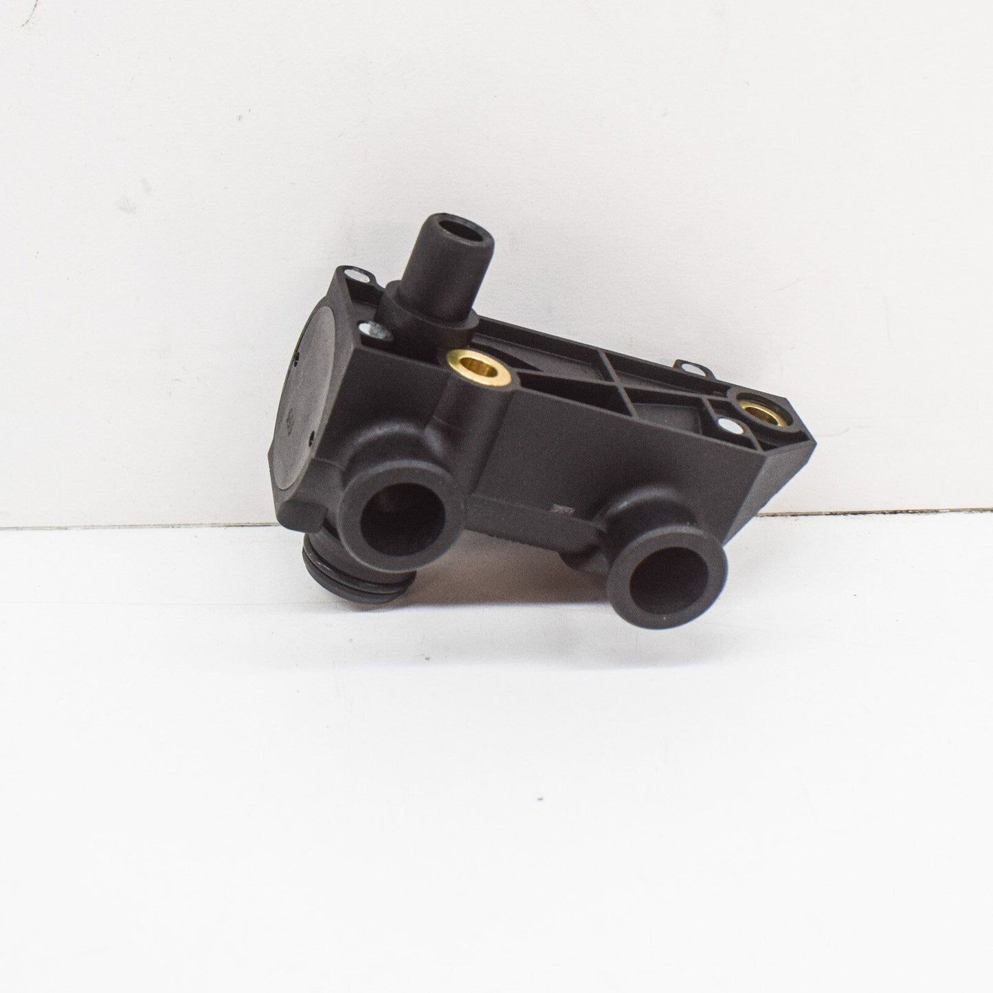 NEW MERCEDES-BENZ E-CLASS W210 FUEL SHUT-OFF VALVE A0000784449 3.0DIESEL