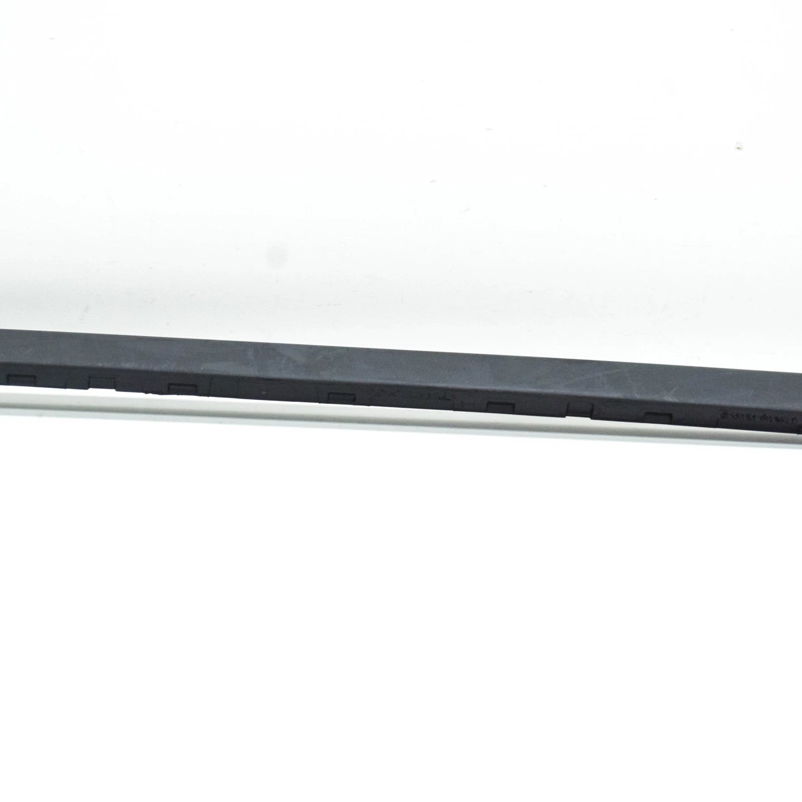 NEW AUDI E-TRON SPORTBACK FRONT RIGHT WINDSHIELD WATER DEFLECTOR 4KE8543289B9