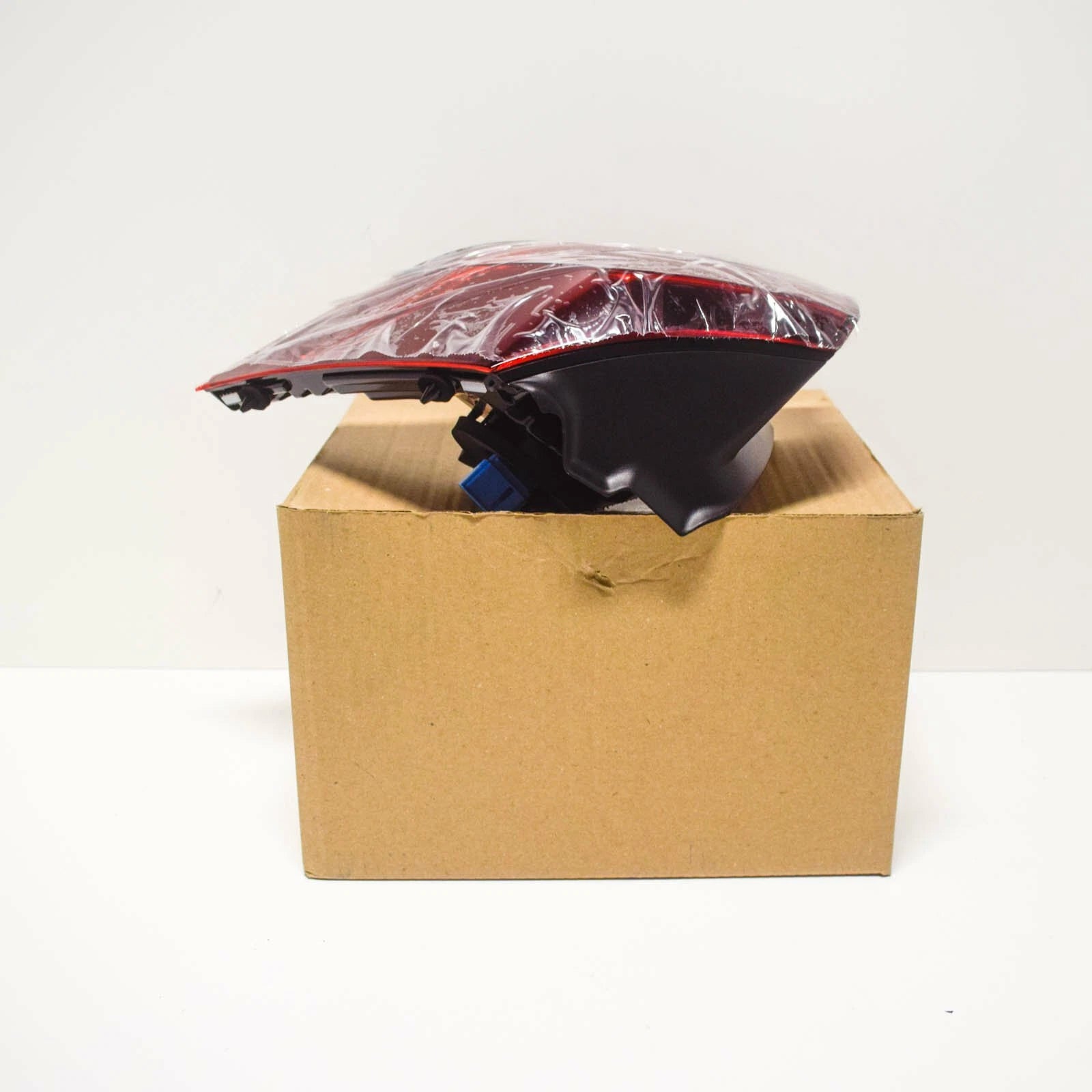 NEW VOLKSWAGEN GOLF MK7 REAR RIGHT TAILLIGHT LED 5G0945208G ORIGINAL