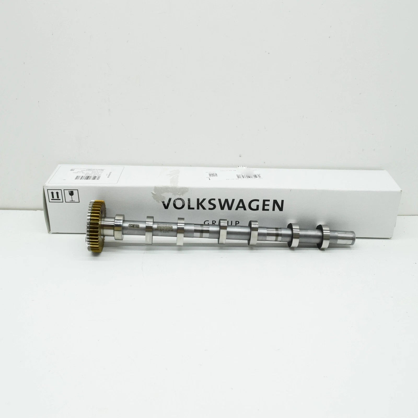 NEW VOLKSWAGEN TOUAREG CR7 EXHAUST CAMSHAFT 059109012EM ORIGINAL