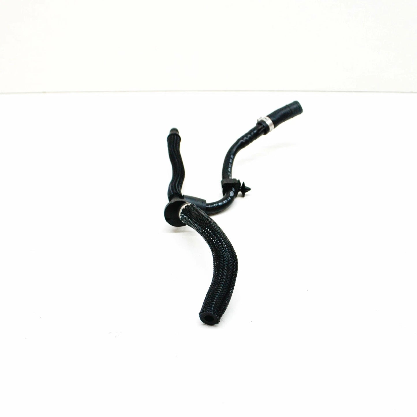 NEW AUDI A6 AVANT 4F C6 VACUUM PIPE LINE HOSE 4F0611931DS