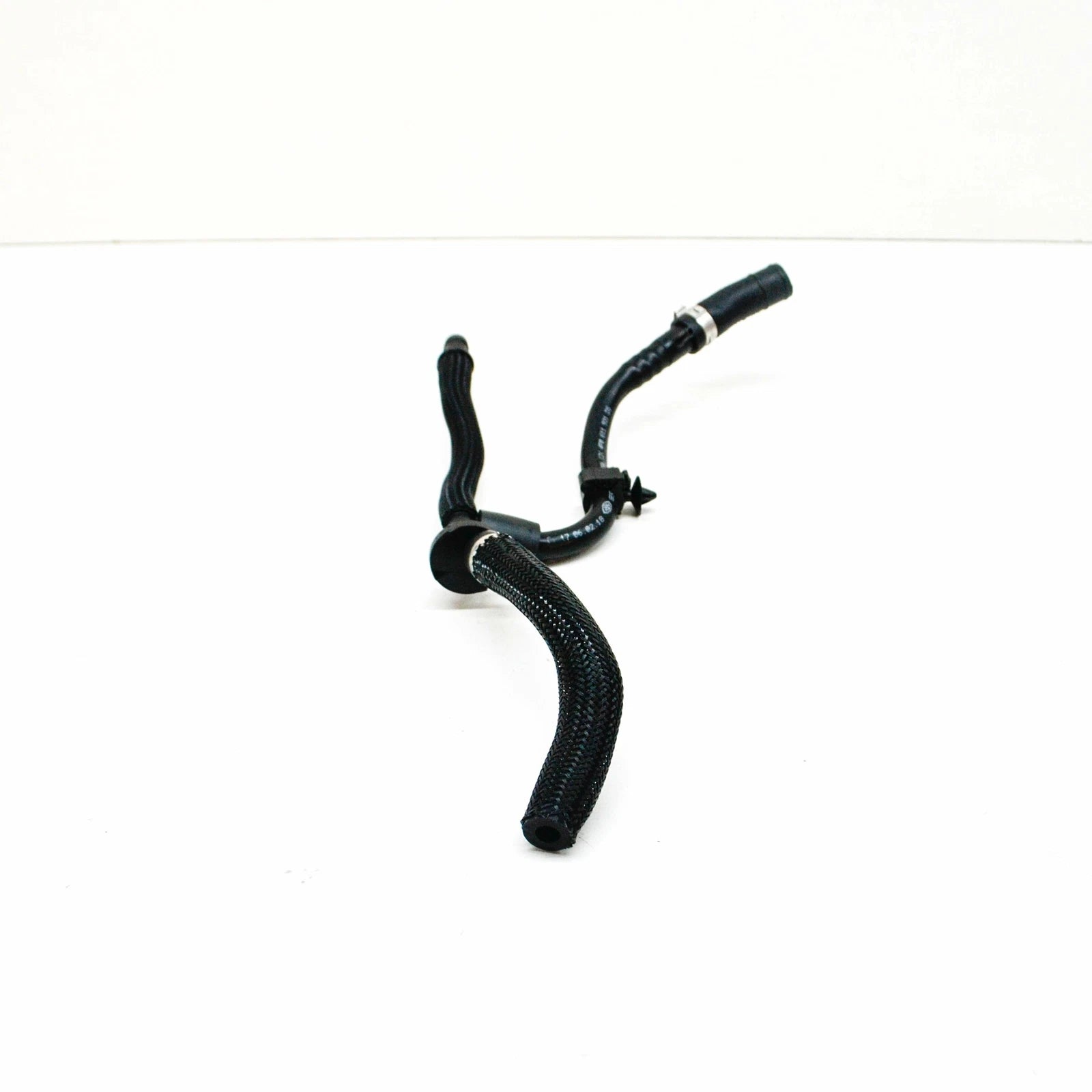 NEW AUDI A6 AVANT 4F C6 VACUUM PIPE LINE HOSE 4F0611931DS