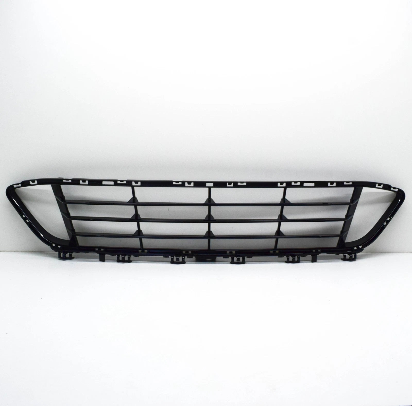 NEW BMW X1 F48 FRONT BUMPER LOWER CENTER GRILLE 51117383353 7383353 2015
