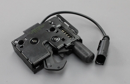 new volkswagen t-roc a11 front bonnet hood lid lock 2ga823509 original