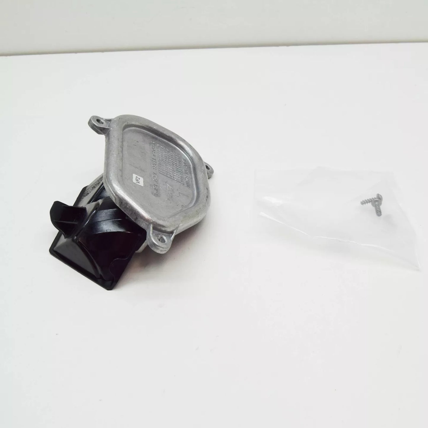 NEW VW PASSAT B8 3G FRONT LEFT HEADLIGHT LED LIGHT MODULE 3G0998477 ORIGINAL