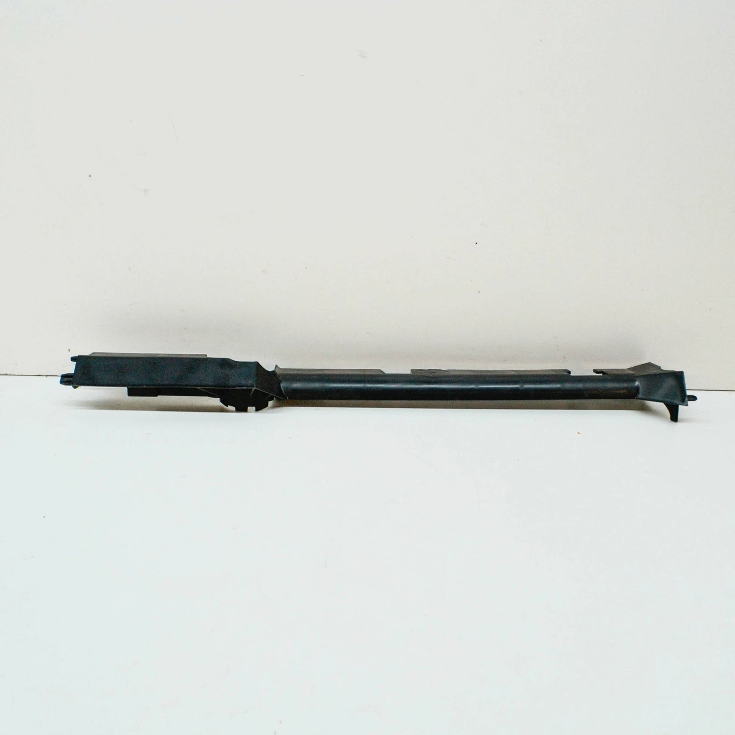 NEW BMW X3 G01 M F97 COOLANT RADIATOR RIGHT HOLDER 17118642757 ORIGINAL